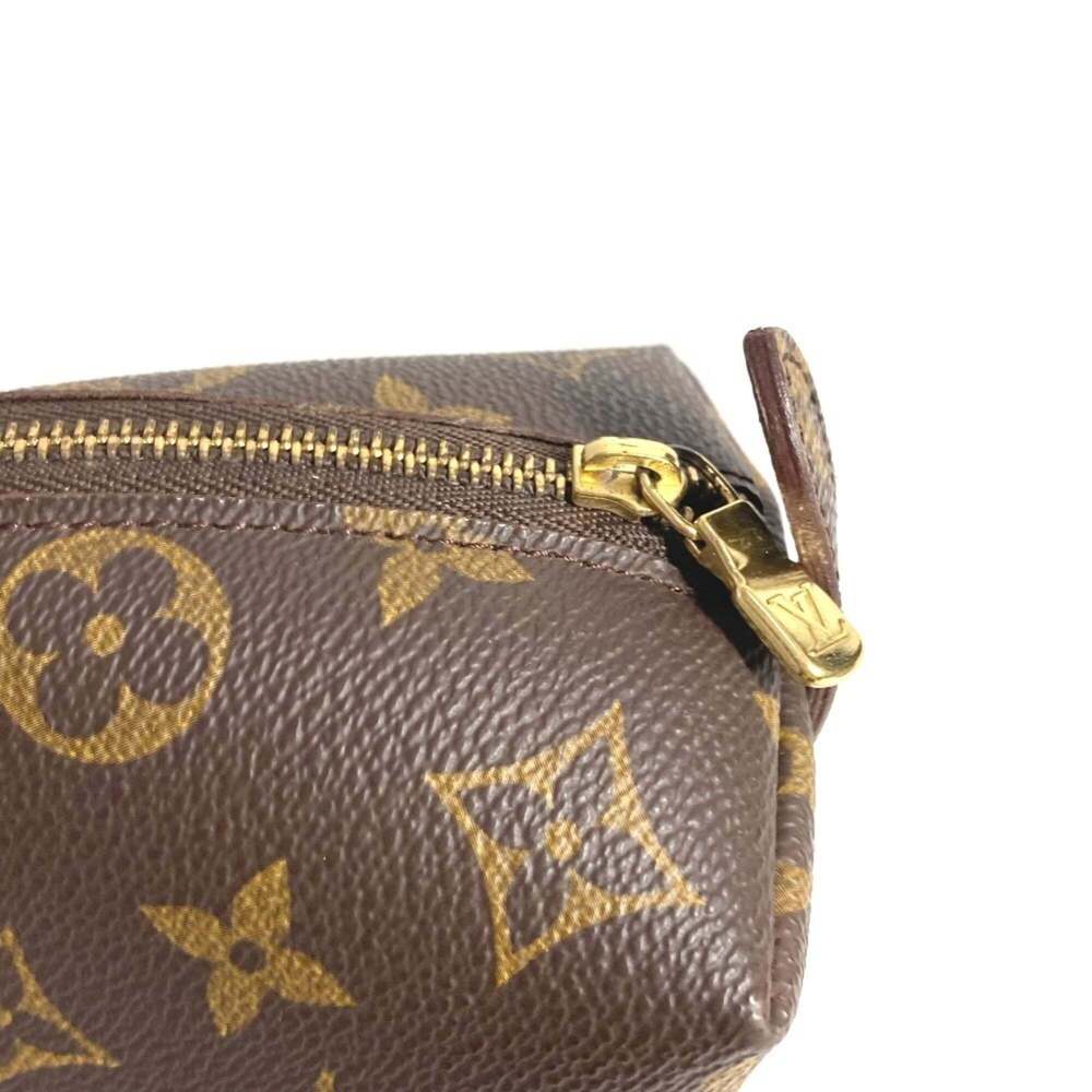 LOUIS VUITTON Authentic Brown Monogram Canvas Pouch - Picture 9 of 12